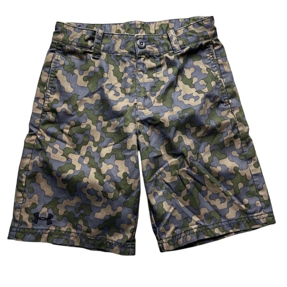 Under Armour Youth Size Small Camouflage Shorts